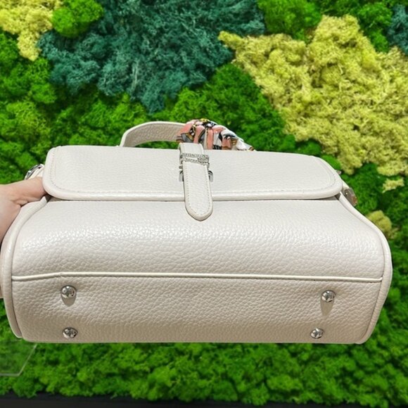 BHeveryday The Francis Handbag - Picture 6 of 8